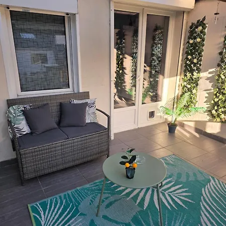 Maison Avec Terrasse Couverte Et Cour Exposee Sud Ferienhaus *